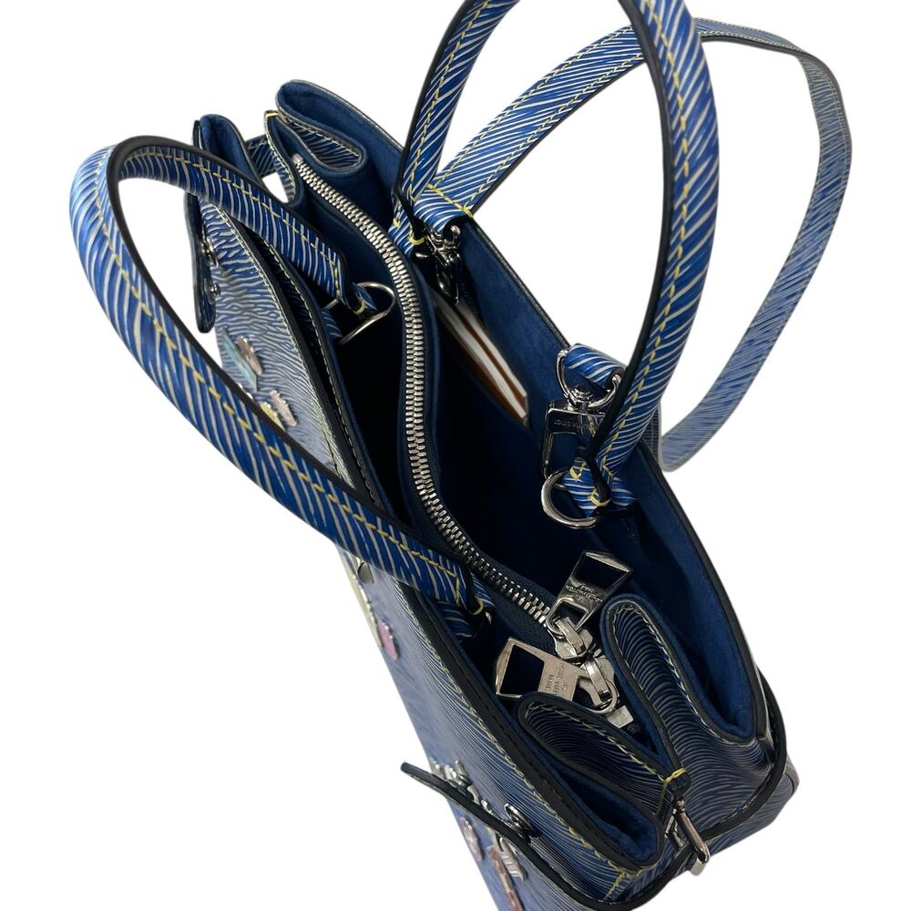 Louis Vuitton 2017 Twist Tote Limited Edition Pin Embellished Blue Epi Leather - Picture 9 of 12
